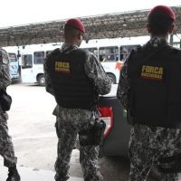 Após a série de ataques no Ceará, a Força Nacional de Segurança Pública está fazendo o policiamento ostensivo nas ruas de Fortaleza, em apoio aos agentes de segurança do estado.