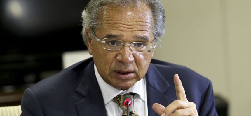 O ministro da Economia, Paulo Guedes, durante reunião com dirigentes da Frente Nacional de Prefeitos (FNP).