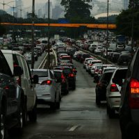 o-transito-em-sao-paulo-1024x683