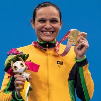 carol_santiago_ouro_medalha