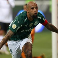 O jogador Felipe Melo, da SE Palmeiras, comemora seu gol contra a equipe do Sport CR, durante partida válida pela vigésima oitava rodada, do Campeonato Brasileiro, Série A, na arena Allianz Parque. (Foto: Cesar Greco)