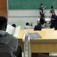 UnB foi a primeira universidade federal a adotar sistema de cotas raciais


UnB reserva vagas para negros desde o vestibular de 2004


Percentual de negros com diploma cresceu quase quatro vezes desde 2000, segundo IBGE