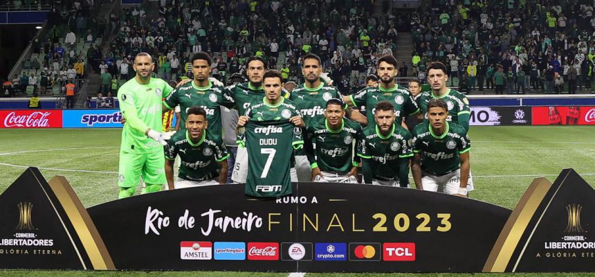 O time da SE Palmeiras, posa para foto em jogo contra a equipe do Deportivo Pereira, durante partida válida pelas quartas de final, volta, da Copa Libertadores, na arena Allianz Parque. (Foto: Cesar Greco/Palmeiras/by Canon)