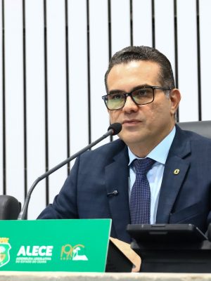 03-11-2025-solene-18-anos-unipace-plenario-foto-marcos-moura-2